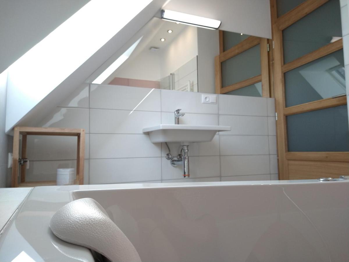 Apartmany Maly Mnich Mníšek pod Brdy Eksteriør bilde
