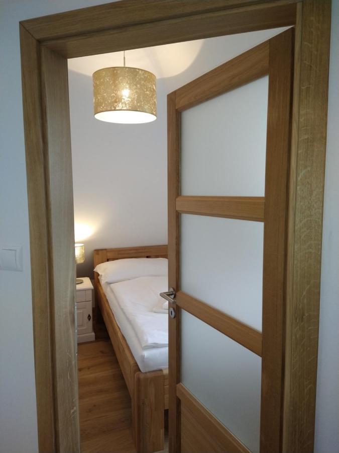 Apartmany Maly Mnich Mníšek pod Brdy Eksteriør bilde